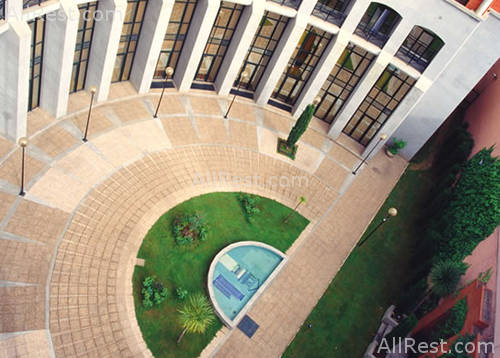 Tryp Medea 12